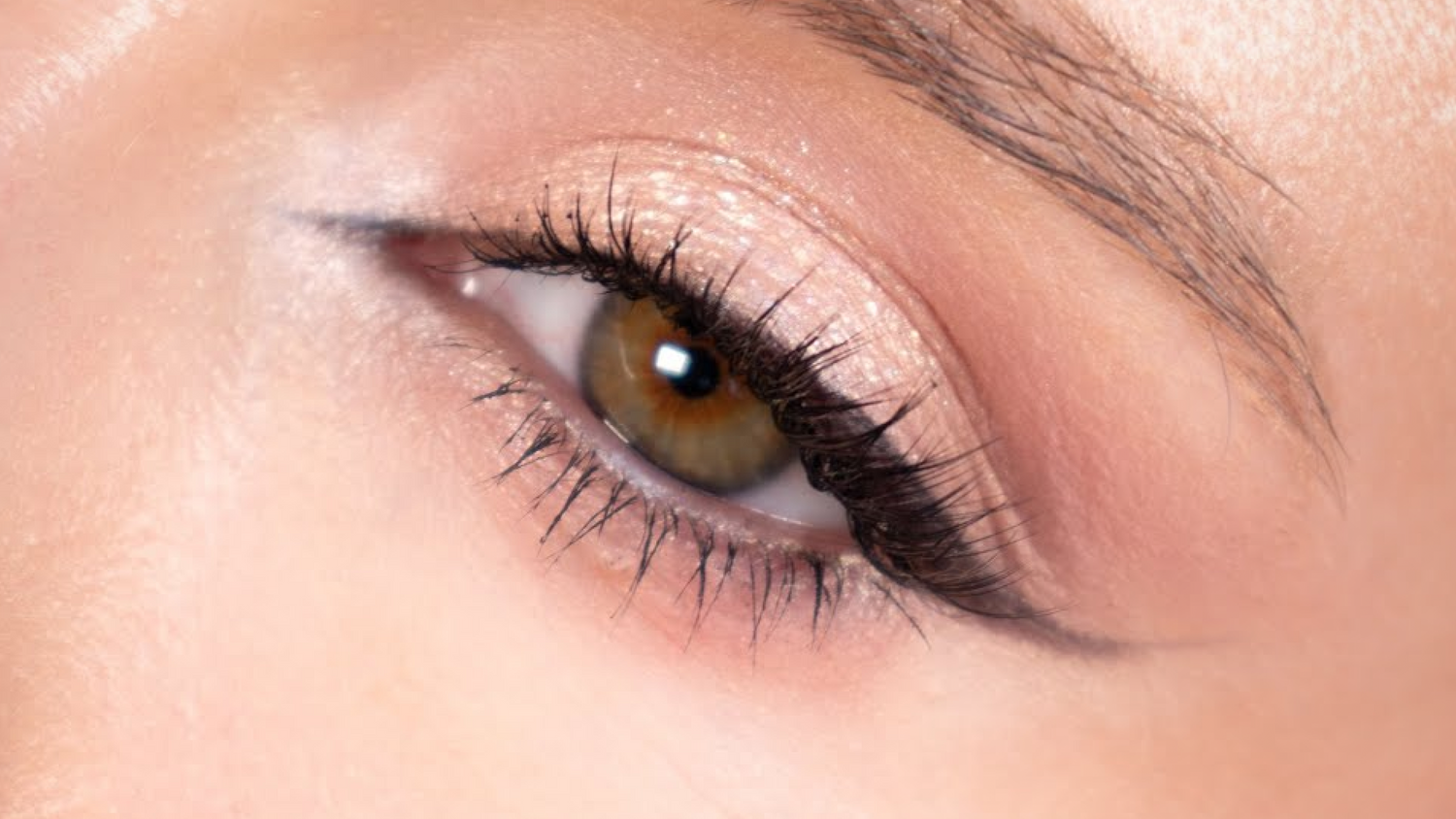 How to Achieve Siren Eye Makeup what are siren eyes